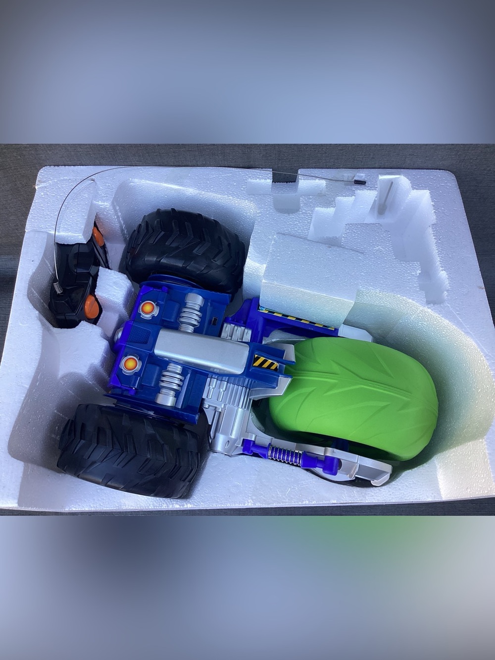 Vtg Tyco R/C Air Rebound Radio Controlled Car 2001 Mattel Wheels NIB